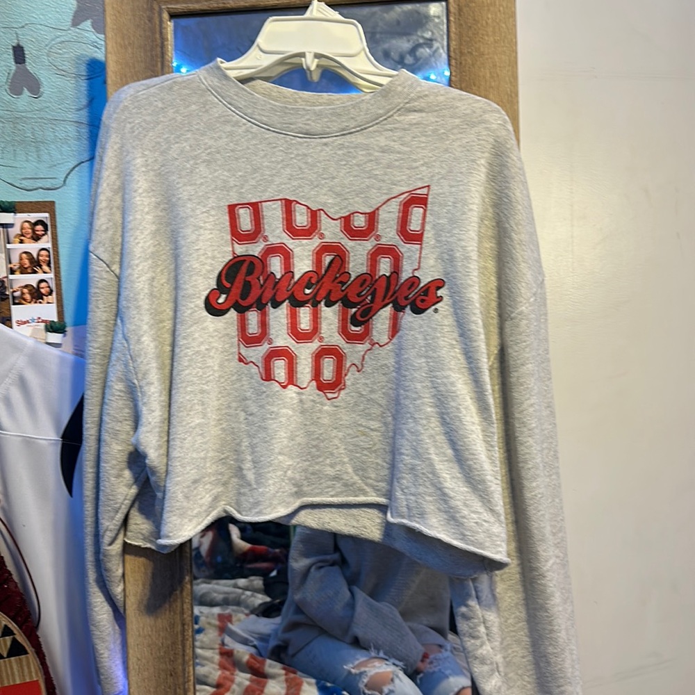 Ohio State Long Sleeve Crop-top